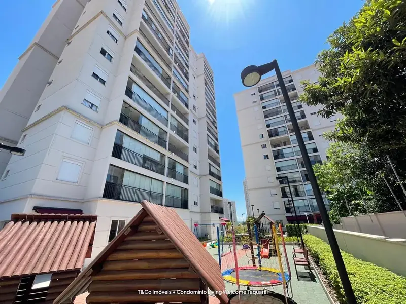 Playground entre as duas torres do Living Welcome Taquaral